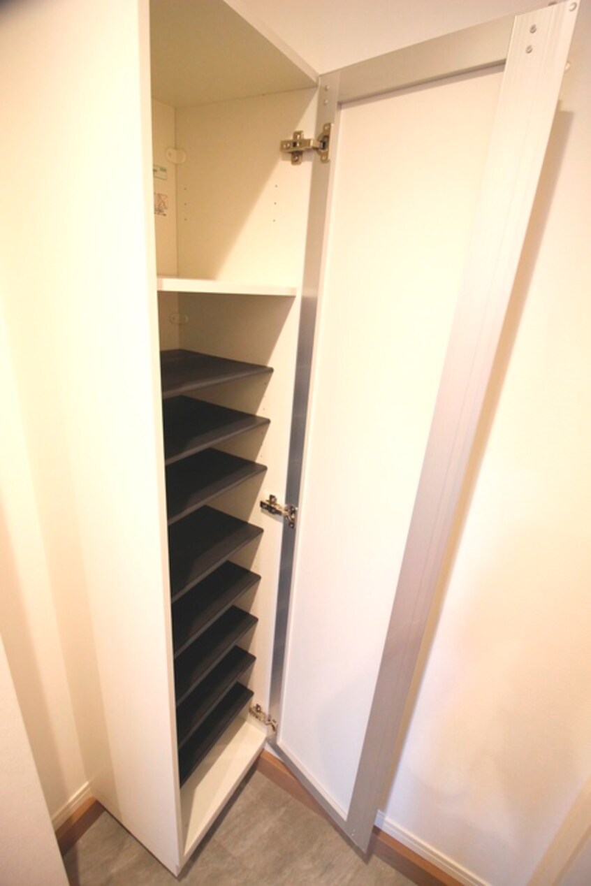 靴箱 ALEGRIA四条畷