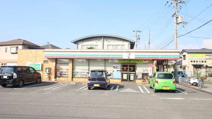 セブンイレブン(コンビニ)まで430m ステイザハウスりんくう
