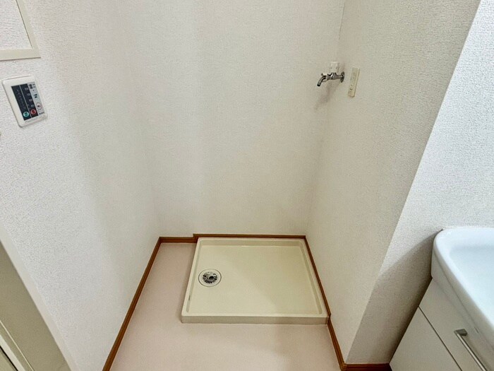 洗濯機置場 ＯＭＡ永井