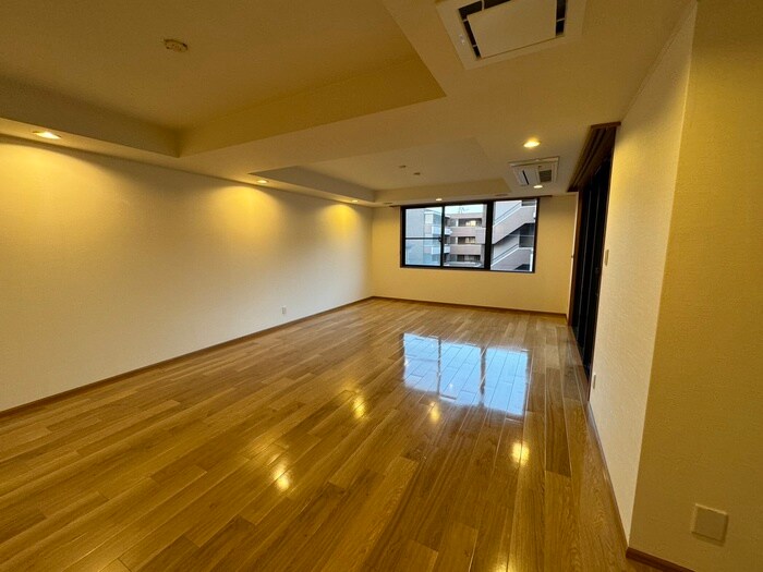 居室 コート帝塚山中(402)