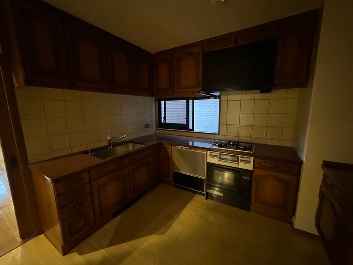 キッチン コート帝塚山中(402)