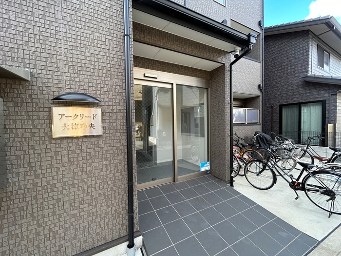 エントランス部分 アークリード大津中央