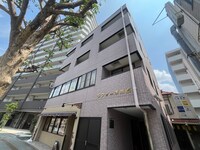 ラフィーネ川西