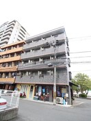 江坂ガ－デンハイツの外観