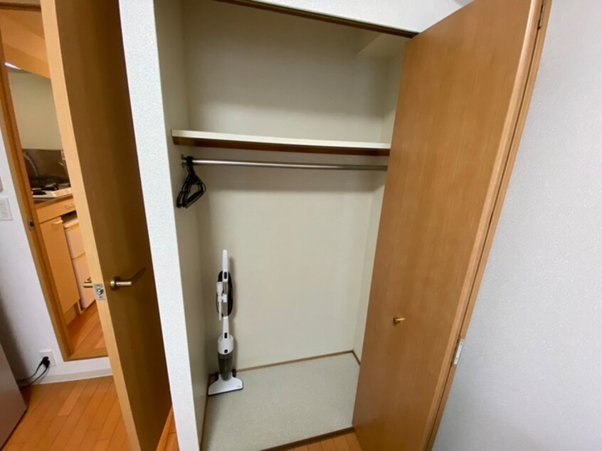 収納 エスリード福島駅前（1105）