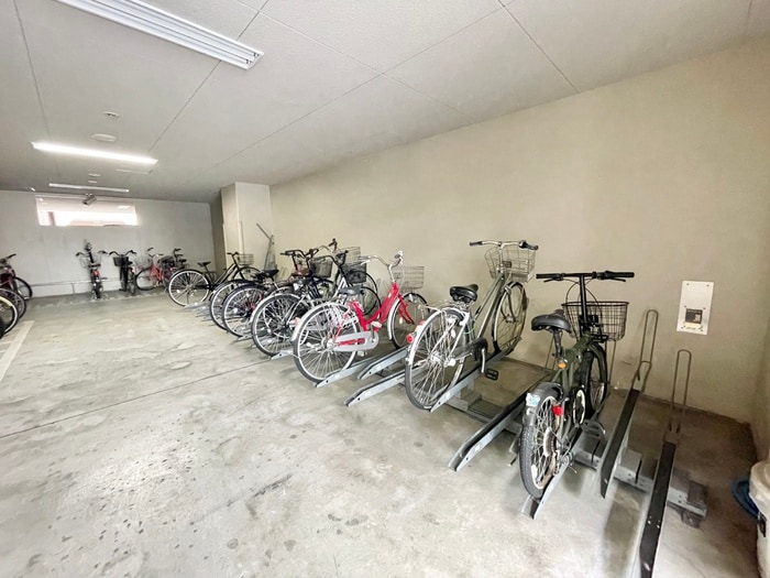 駐輪場 ｴｲﾍﾟｯｸｽみなとCentral Avenue404