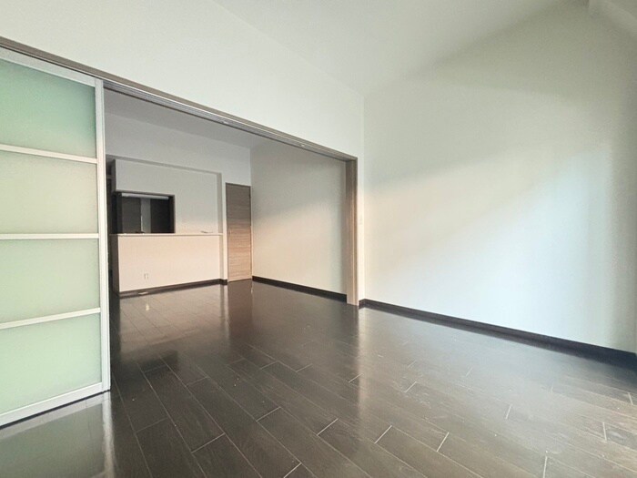 居室 コスモリード神戸三宮