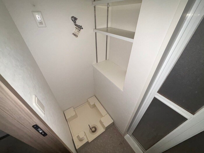 洗濯機置場 コスモリード神戸三宮