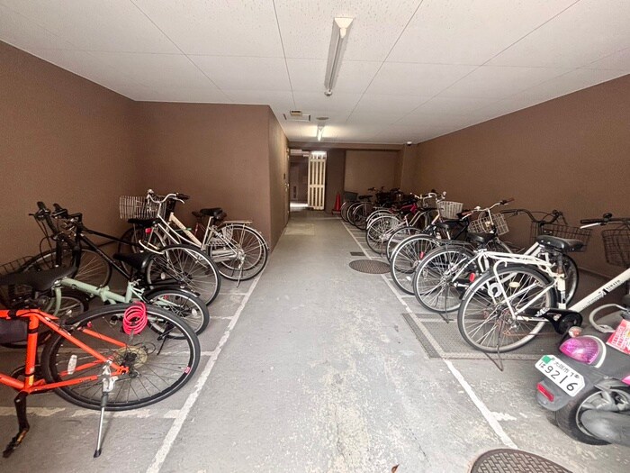 駐輪場 ディナスティ十三東