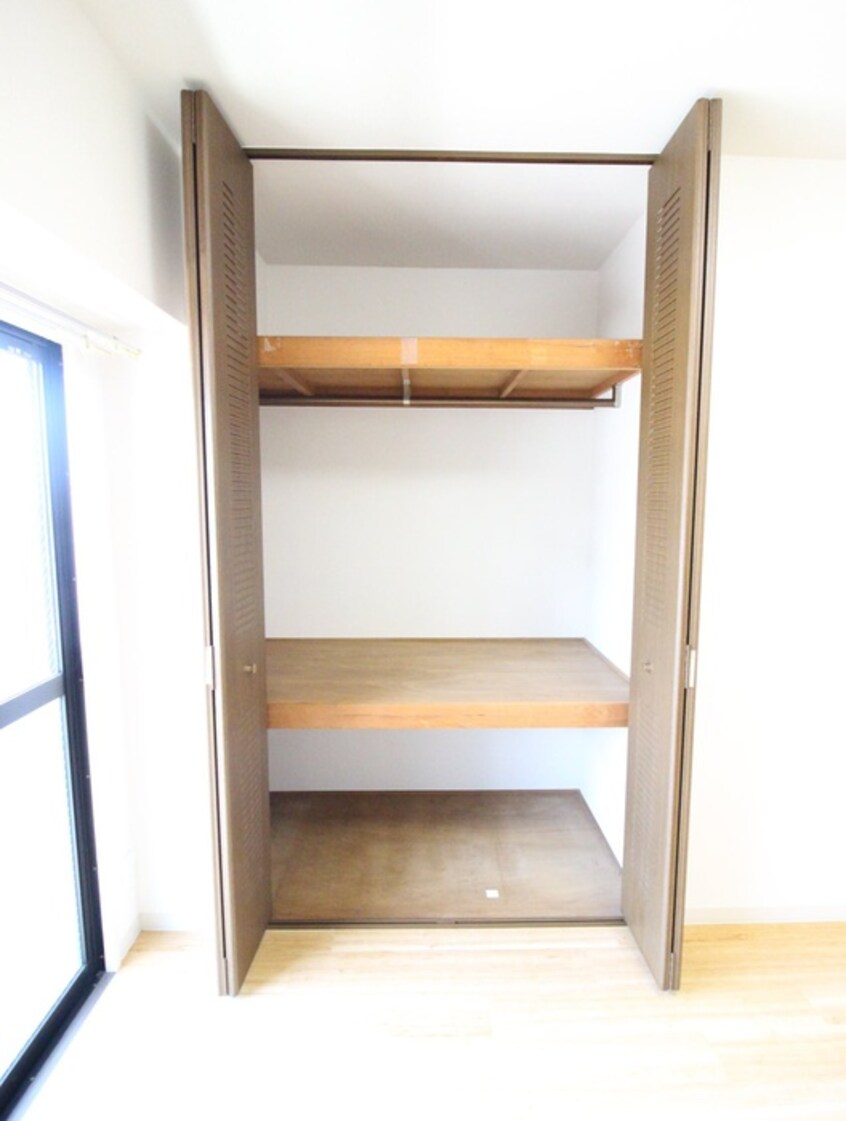 収納 プラターヌ