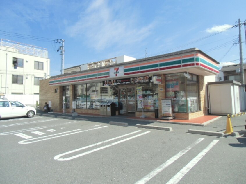 セブン-イレブン 寝屋川池田旭町店(コンビニ)まで260m パンション池田旭町