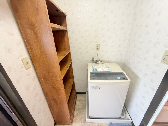 洗濯機置場 久世里ノ西店舗付き住宅