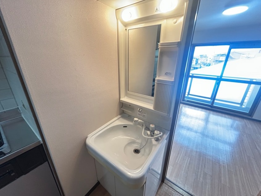 洗面 ヴァンクリ－フ