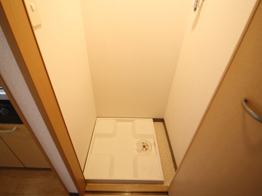 洗濯機置場 シャルマン・フジもずイ－スト