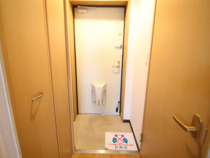 玄関 シャルマン・フジもずイ－スト