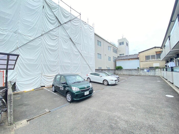駐車場 ドミール丸屋町