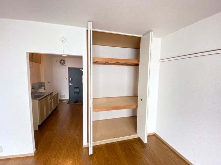 収納 ドミール丸屋町