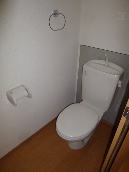 トイレ フェリ－チェヒルＣ棟