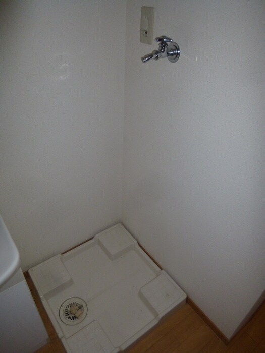 洗濯機置場 フェリ－チェヒルＣ棟