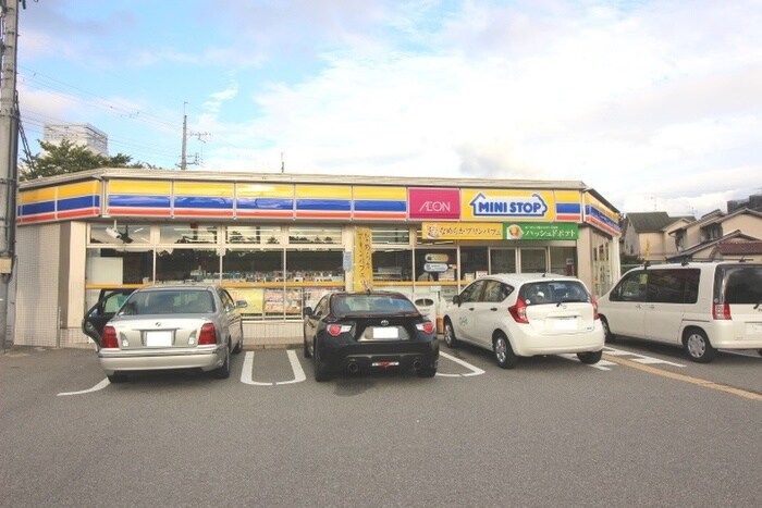 ミニストップ(コンビニ)まで150m フェリ－チェヒルＣ棟