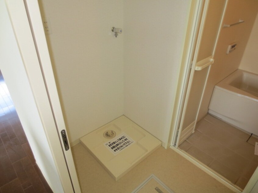 洗濯機置場 グリーンコートARAMAKI