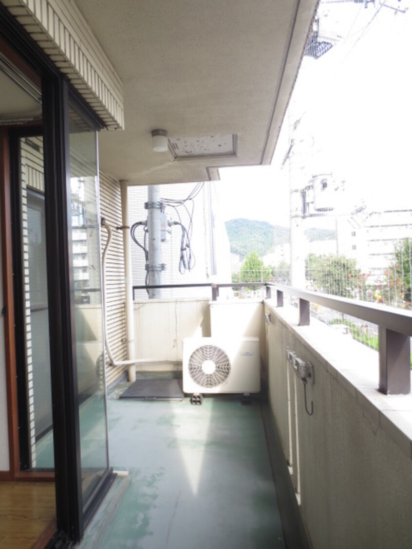 ベランダ・バルコニー フロイデン 北大路