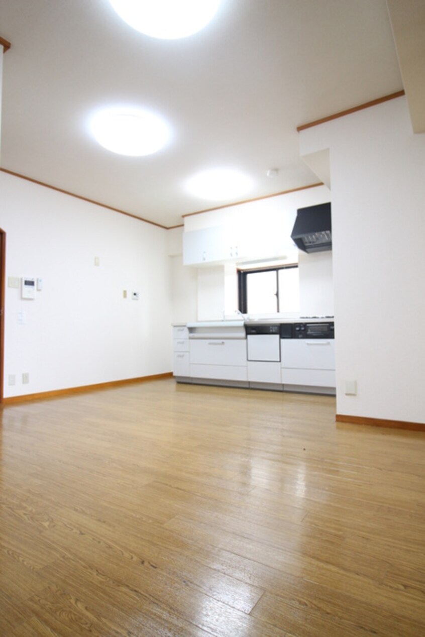 居室 フロイデン 北大路