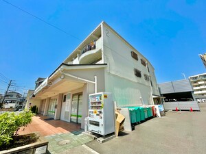 レジデンス松栄　2号棟
