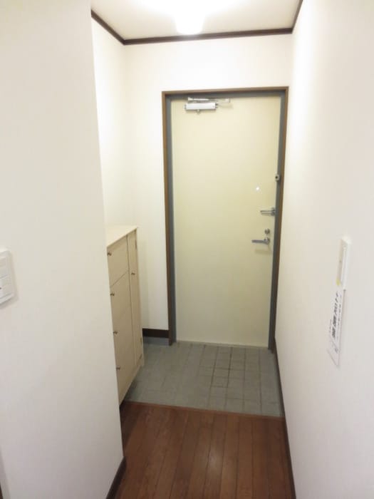 玄関 ヤマキヨハイツ