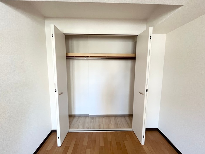 収納 リュストル平野