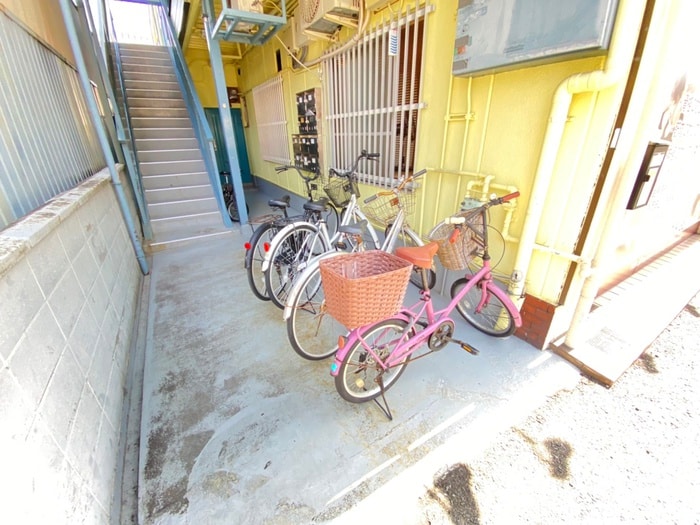 駐輪場 美園ハイツ