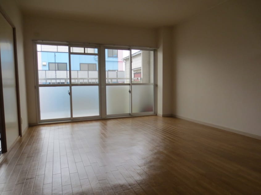 内観写真 ロイヤルクレール