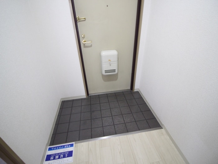 玄関 アネスティ千里丘１号館