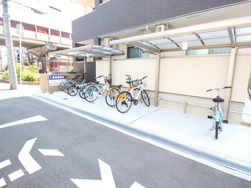 駐輪場 ジュネス服部南