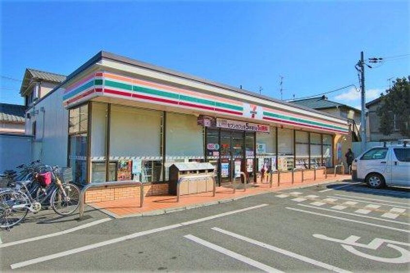 セブンイレブン森河内西2丁目店(コンビニ)まで100m アーネスハイツ甲田B