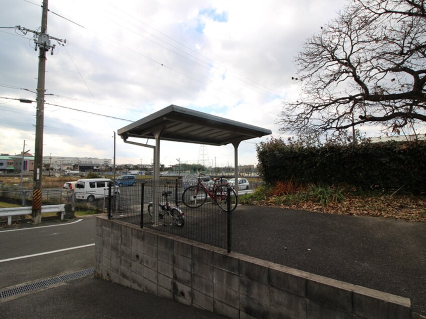 駐輪場 ＬａＦｅｎｉｃｅｋｏｋｉｔａⅡ