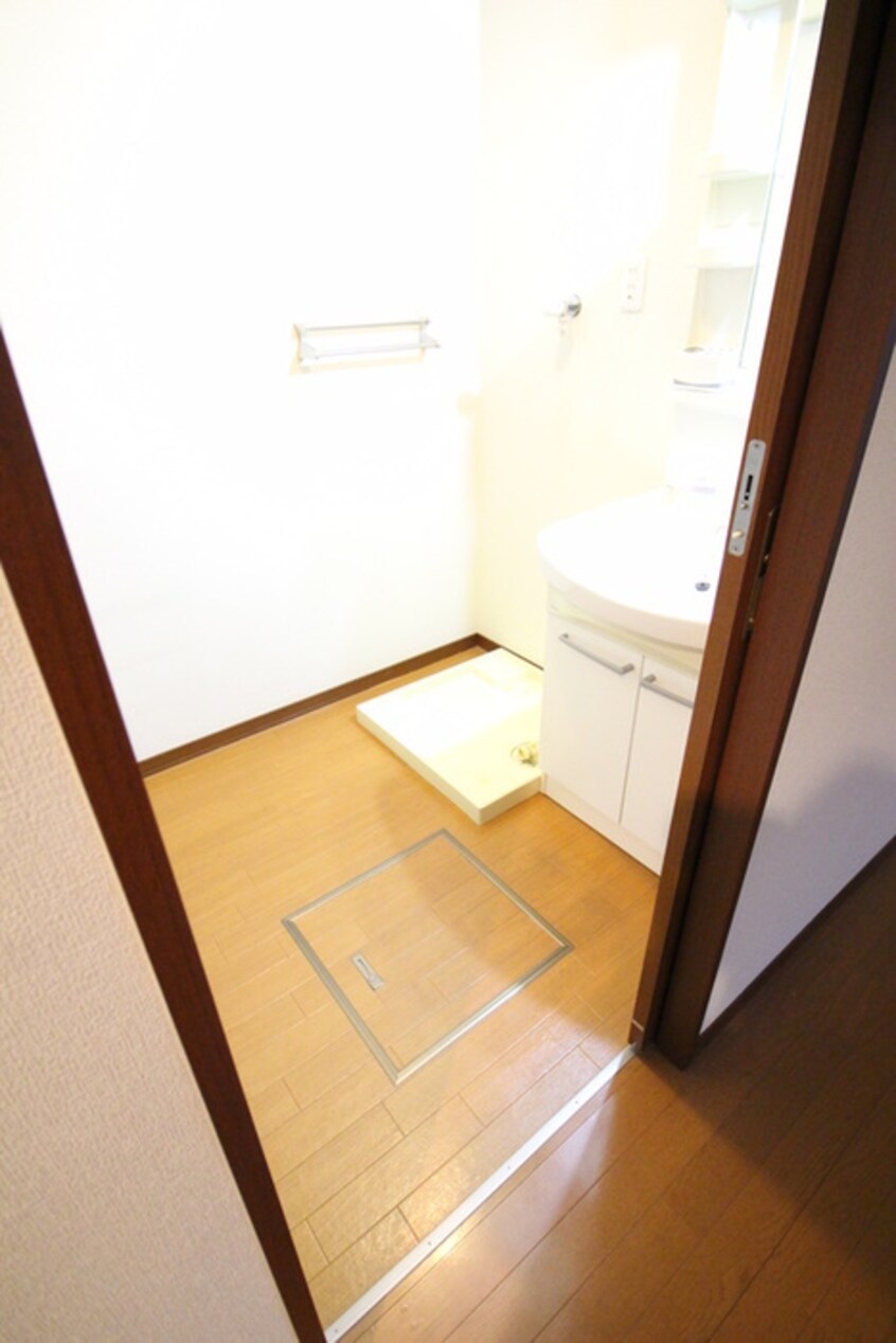 洗濯機置場 エステート旭