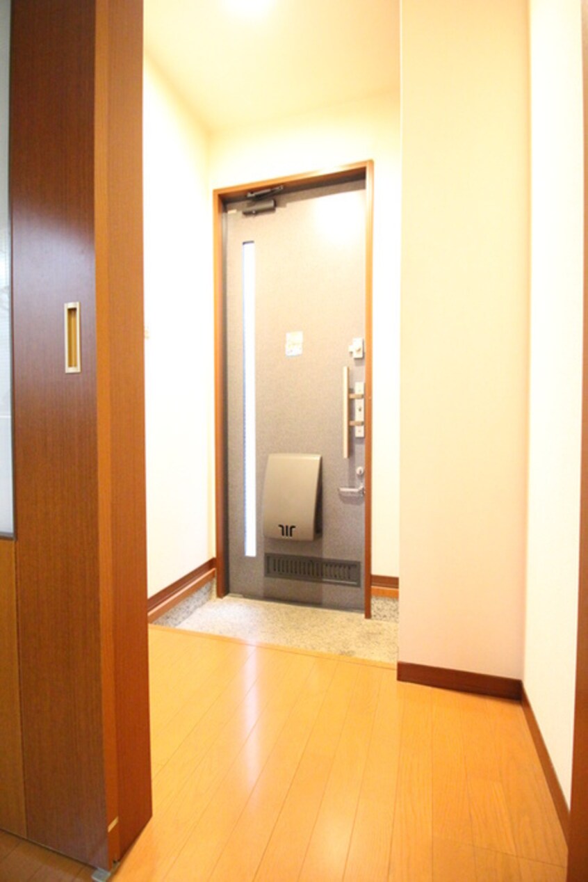 廊下 エステート旭