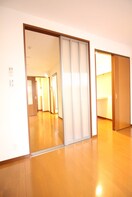 居室 エステート旭