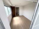 居室 ホワイトハイツ春日