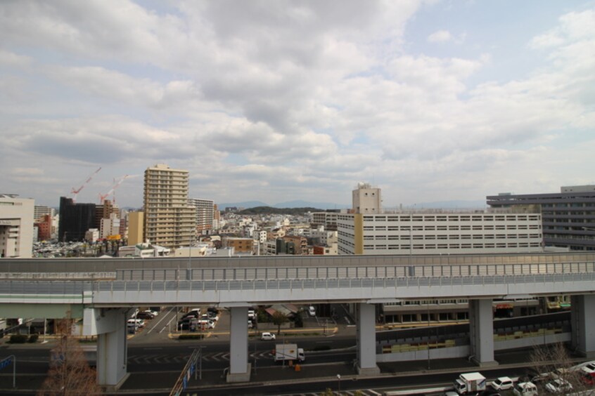 室内からの展望 ラシーヌ宿院