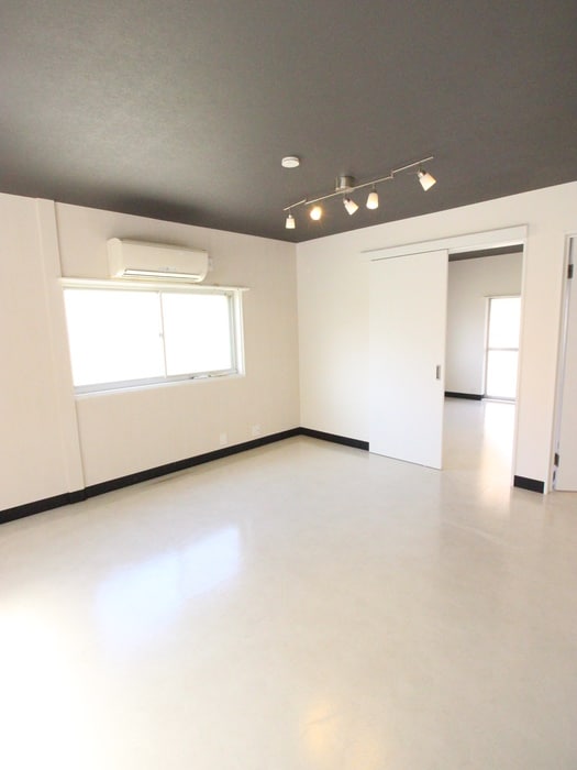 居室 sukima　village大池町