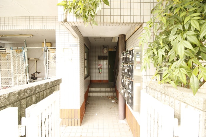 エントランス部分 すずらんハイツ河北