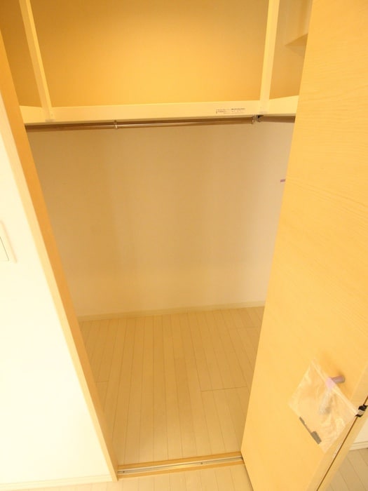 収納 エムズ・レジデンスうめきた