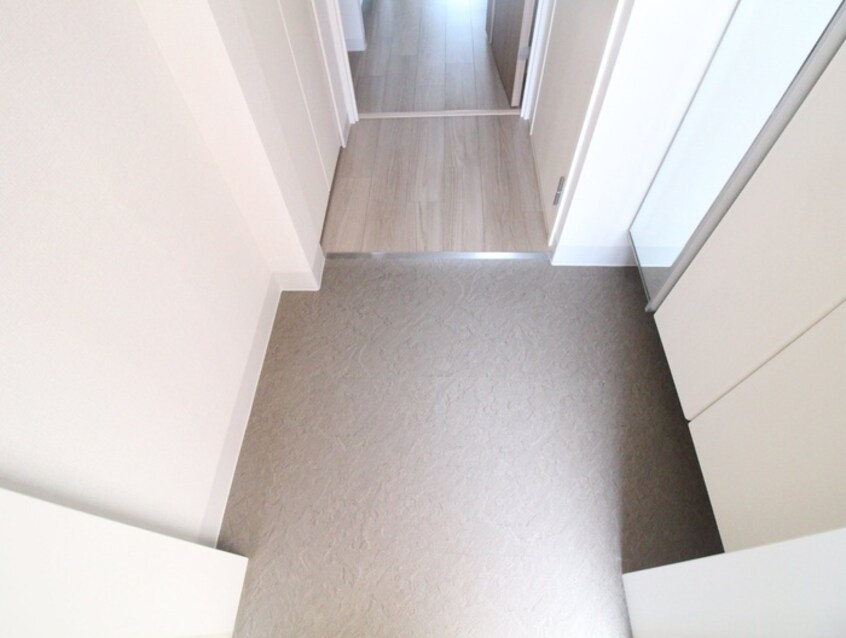 玄関 クロスレジデンス神戸元町