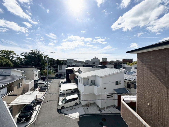 室内からの展望 フェスタ待兼山