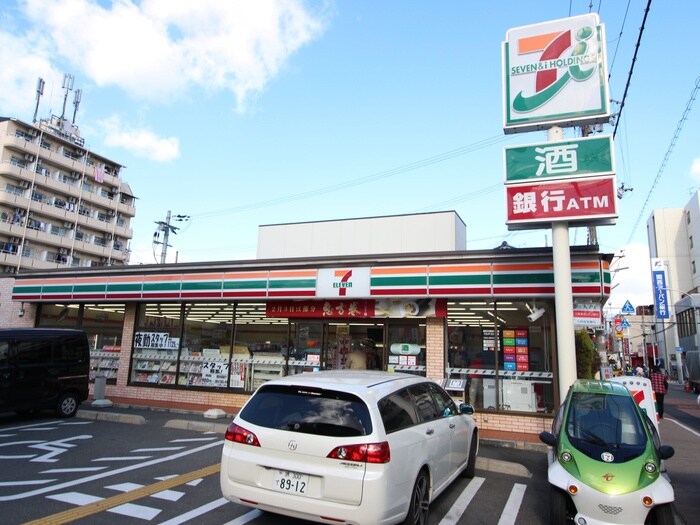 セブンイレブン(コンビニ)まで140m モラ－ダ