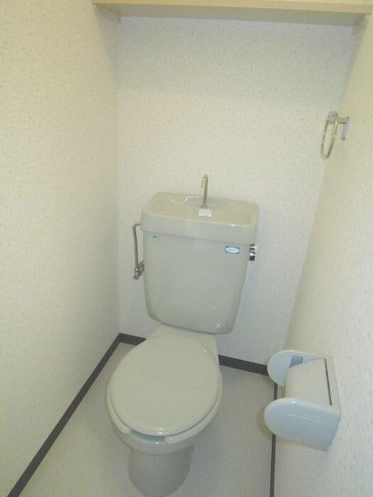 トイレ ドミ－ル小松里