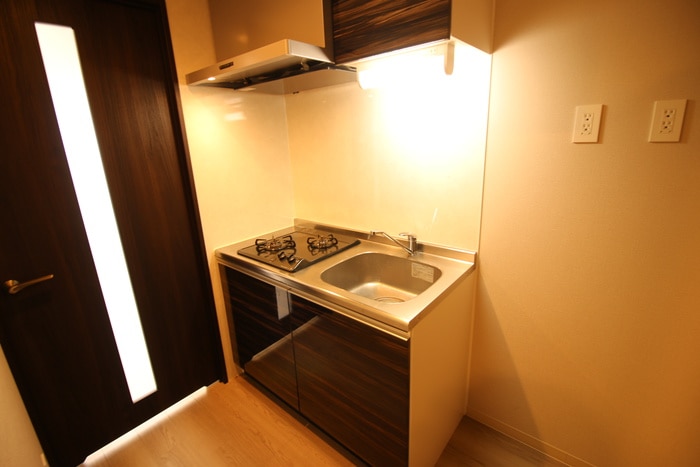 キッチン シロハイヌ尼崎中央