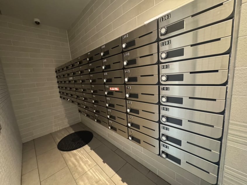 建物設備 シロハイヌ尼崎中央